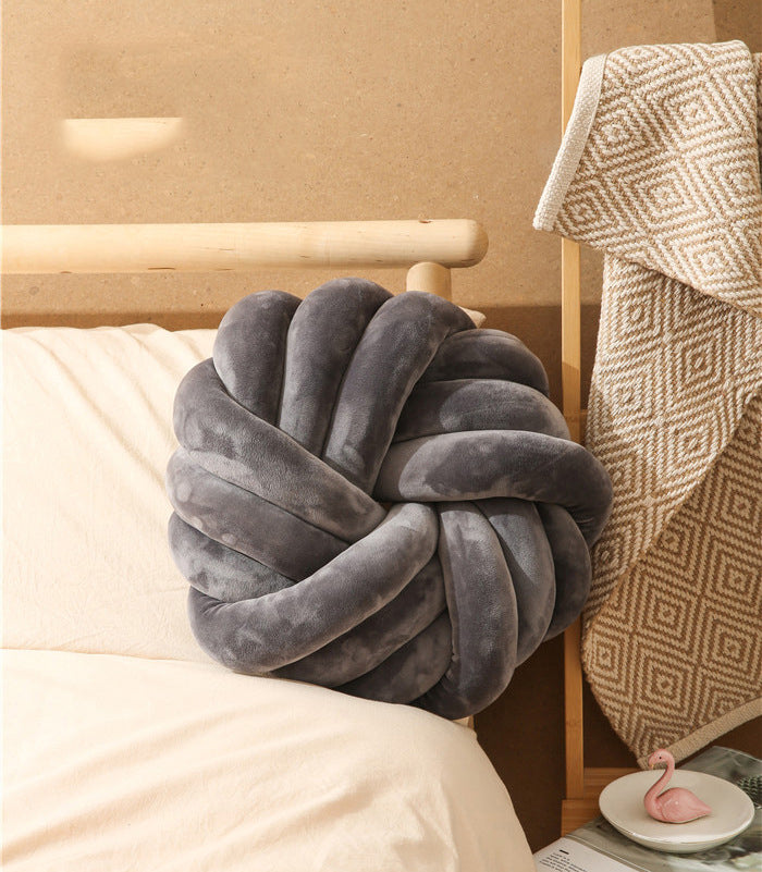 Knot Ball Throw Pillow – Plush Decorative Cushion for Sofa