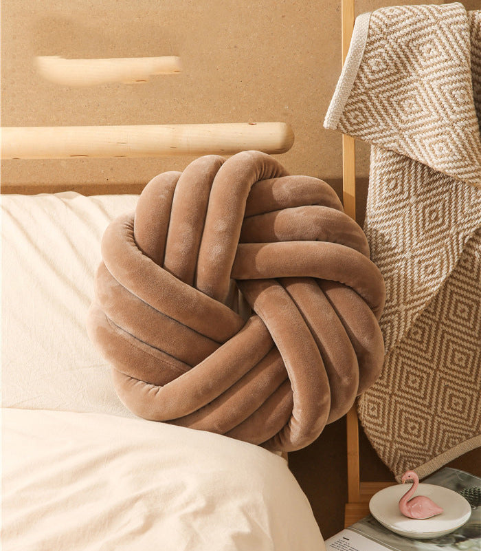 Knot Ball Throw Pillow – Plush Decorative Cushion for Sofa