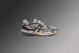 1906A 'Refined Future' - Silver Metallic /Castlerock /Gold