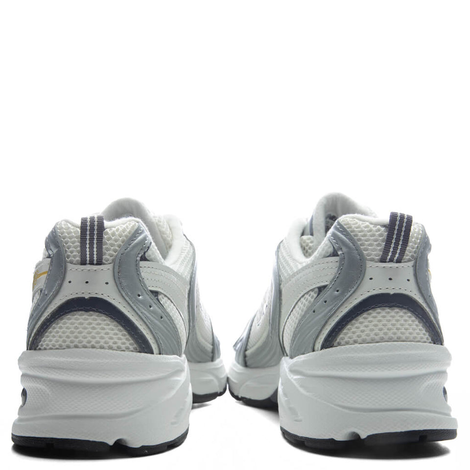 530 - Silver Metallic/Sea Salt