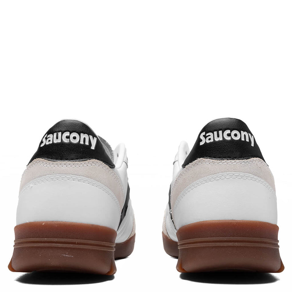 586I - White/Black