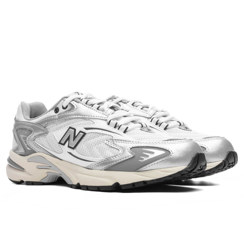 725v1 - White/Metallic Silver/Slate Grey