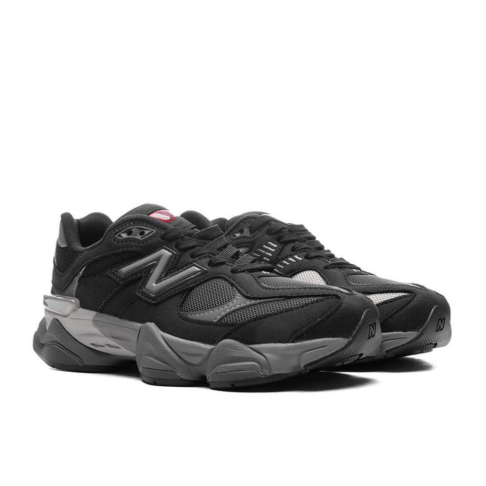 9060 (GS) - Black/Castlerock