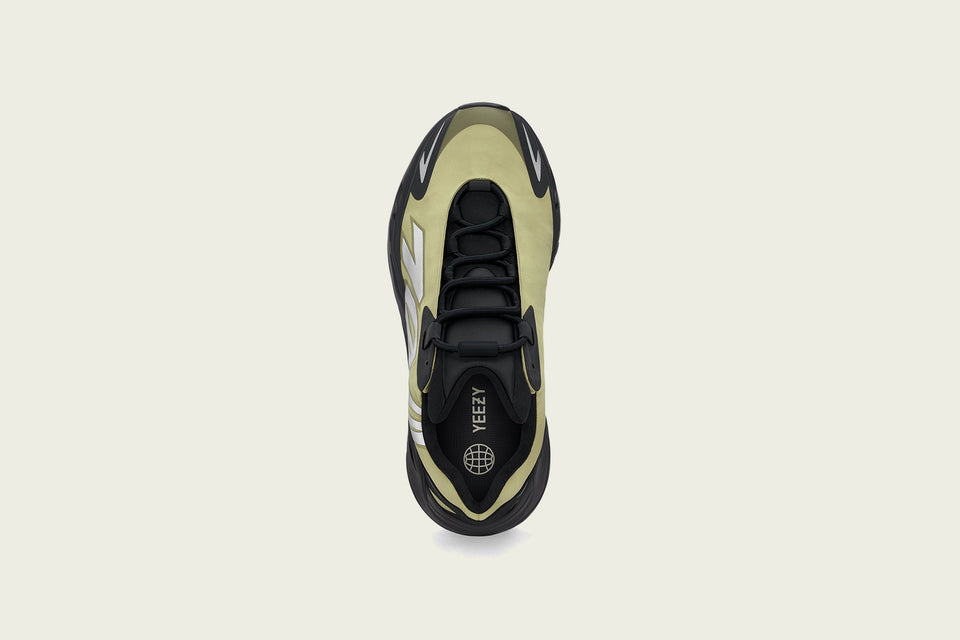 Yeezy 700 MNVN - Resin