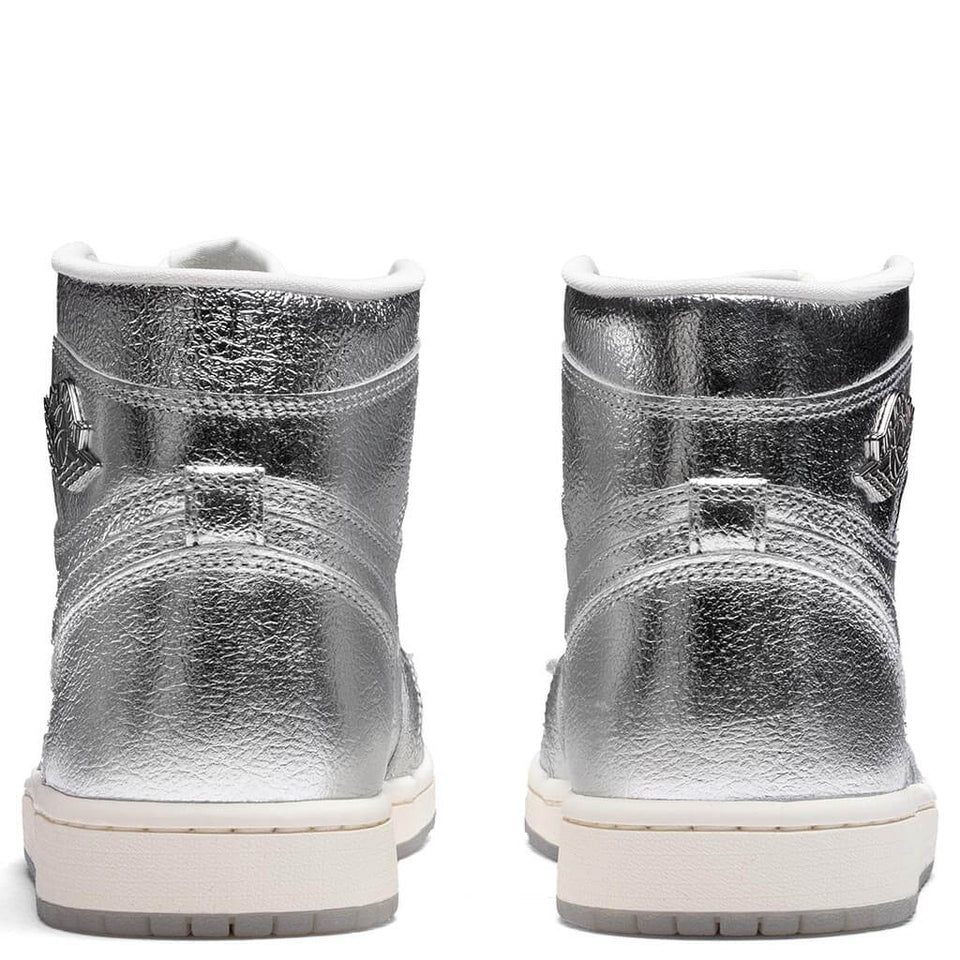 Women's Air Jordan 1 Retro Hi OG - Metallic Silver/Photon Dust/Sail