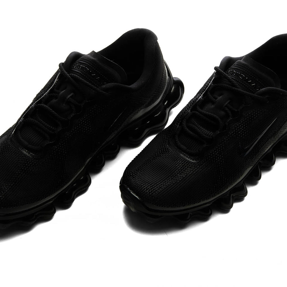 Air Liquid Max - Black/Black/Black Gear