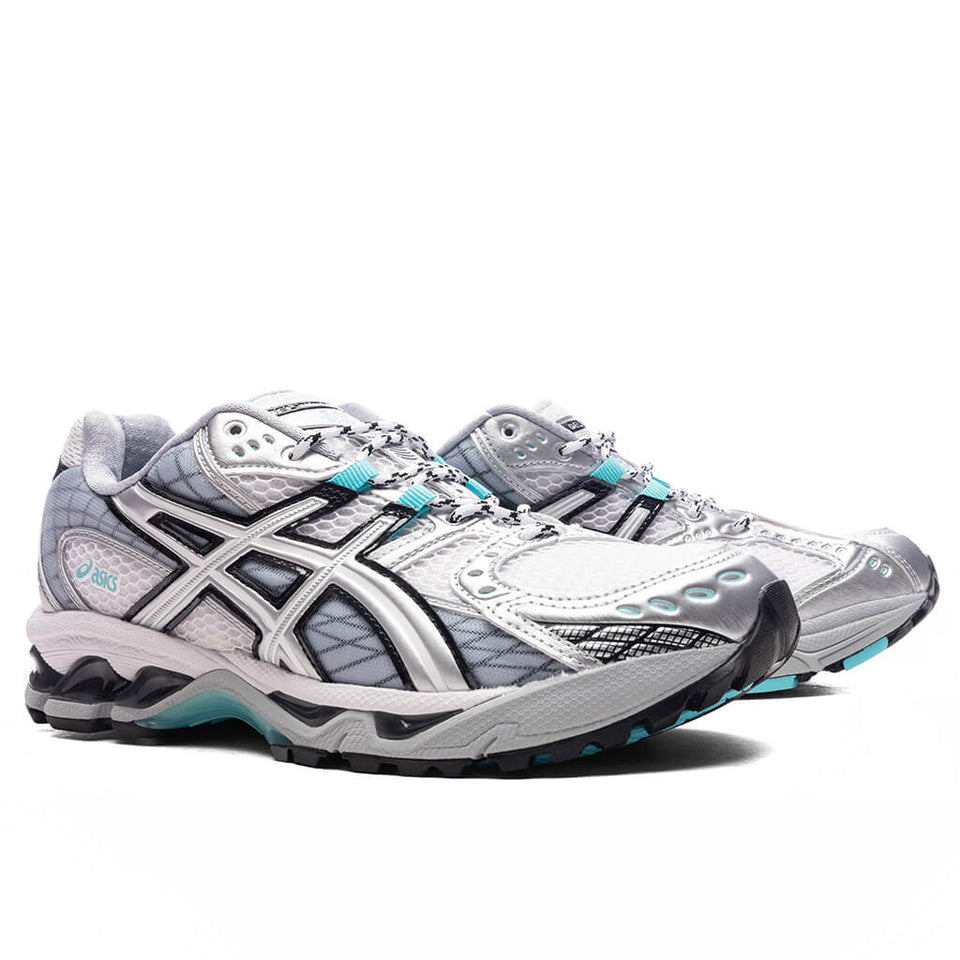 Gel-Nimbus 10.1 - White/Piedmont Grey
