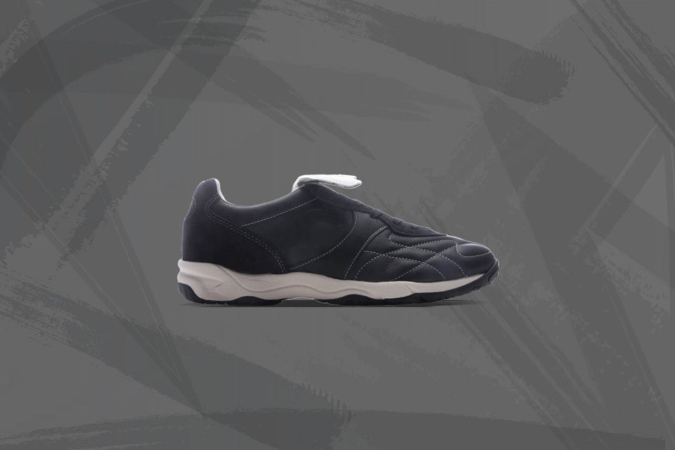King Indoor Icons - Puma Black/Frosted Ivory