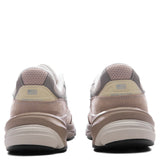 Made in USA 990v6 - Driftwood/Timberwolf/Mushroom
