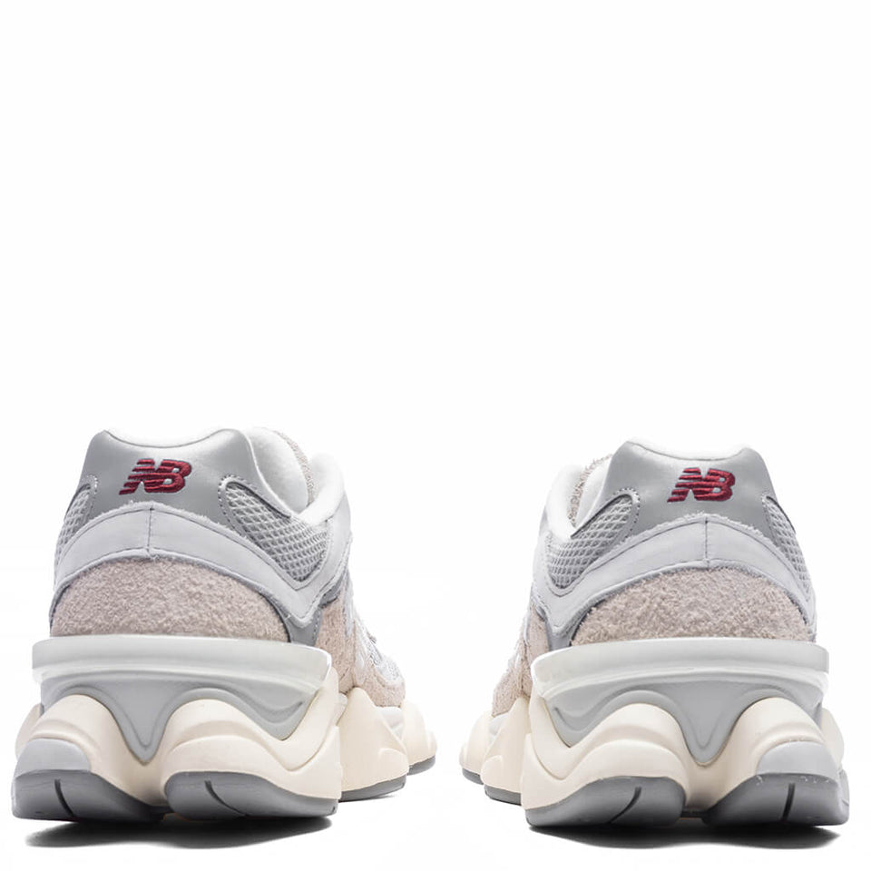 9060 Lunar New Year - Timberwolf/Rain Cloud