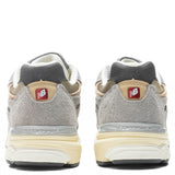 New Balance x Made By Teddy 990v3 - Marblehead/Incense