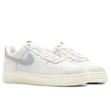 Air Force 1 '07 LV8 - Sail/Light Smoke Grey/Photon Dust