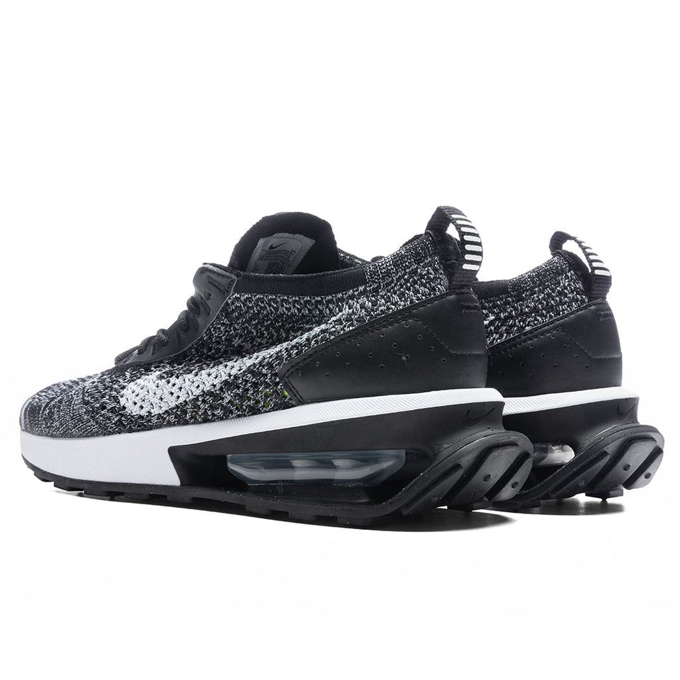 Women's Air Max Flyknit Racer - Black/White