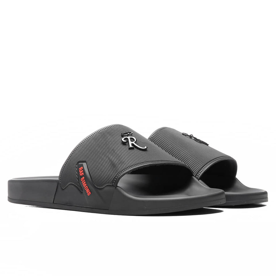 Astra Slide - Black