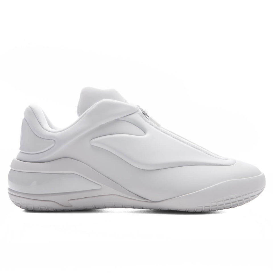 Shai 001 'Clean Slate' - White/White