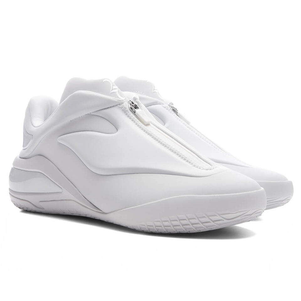 Shai 001 'Clean Slate' - White/White