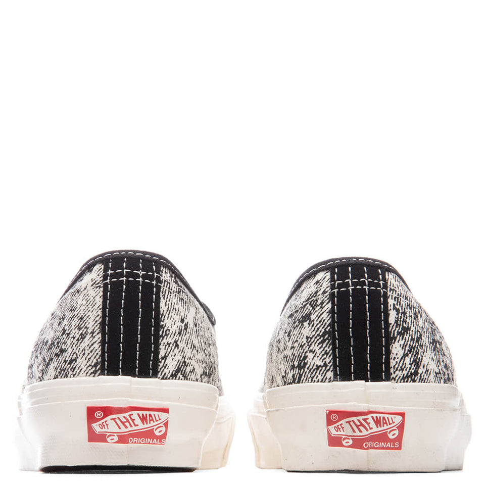 OG Authentic LX - Acid Wash Black