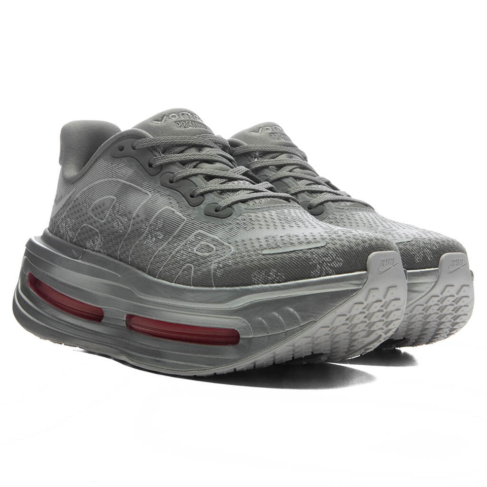 Women's Vomero Premium 'Fleur De Lis' - Geyser Grey/Peony/Metallic Silver