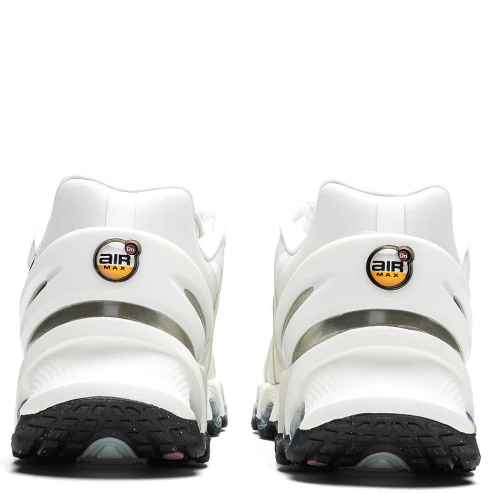 Women's Air Max DN8 - Sail/Black/Fossil