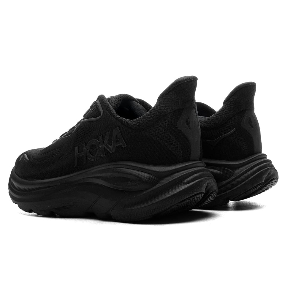 Women's Clifton 10 - Black/Black