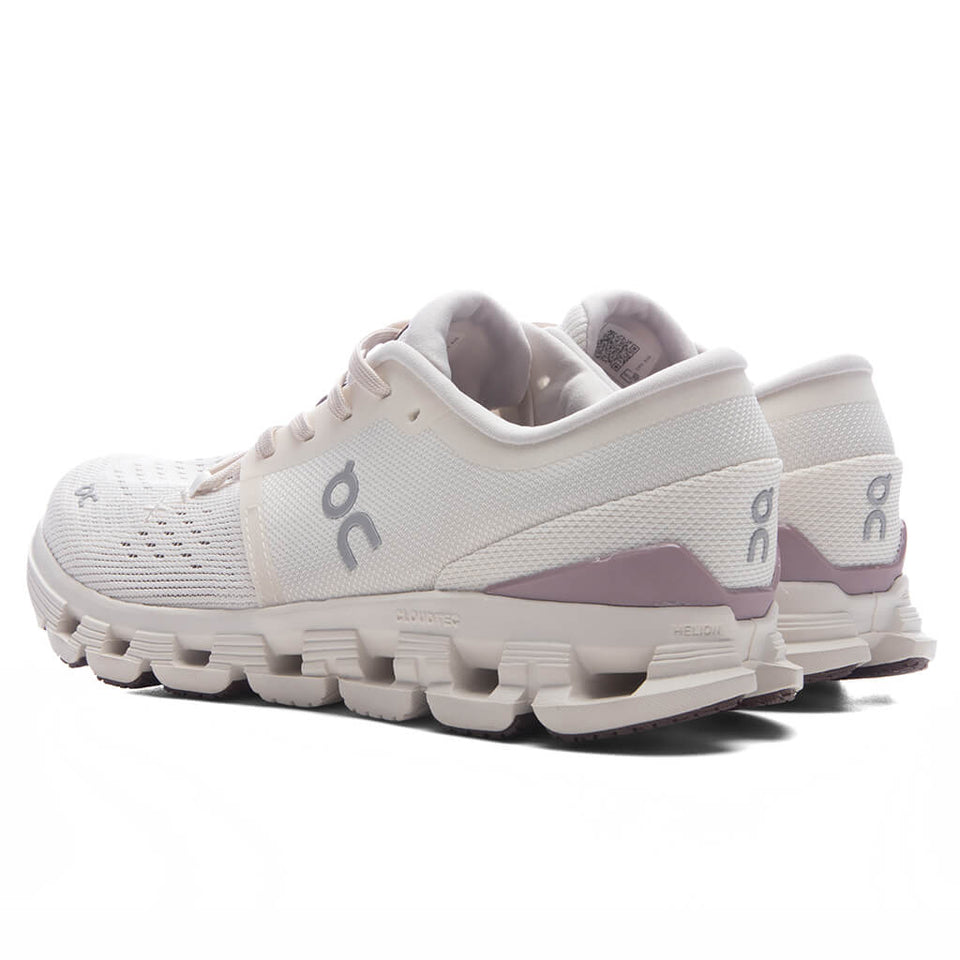 Women's Cloud X 4 - Ivory/Heron