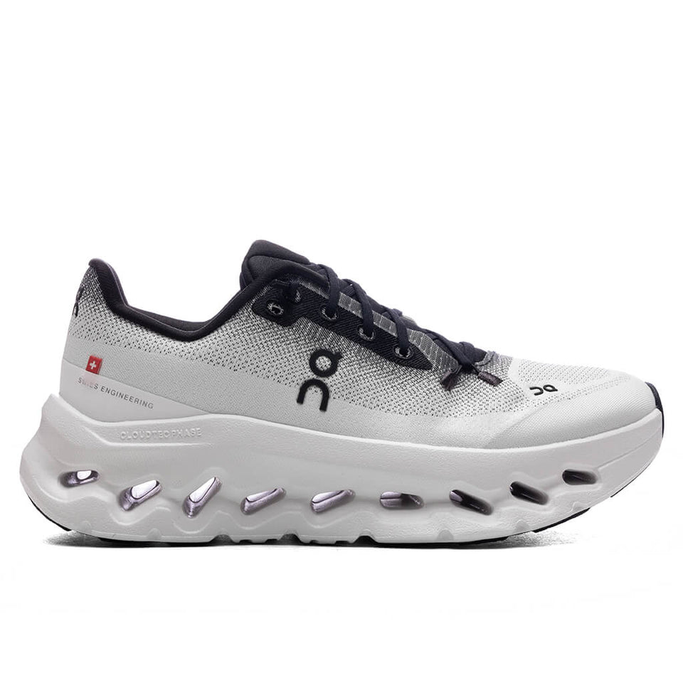Women's Cloudtilt - Black/Ivory
