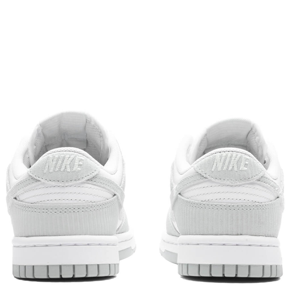 Women's Dunk Low - White/Light Silver
