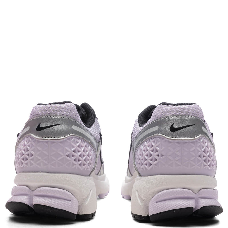 Women's Zoom Vomero 5 - Barely Grape/Metallic Silver/Photon Dust
