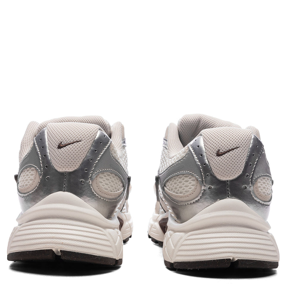 Women's V5 Runner - Sail/Light Orewood Brown/Fauna Brown/Phantom