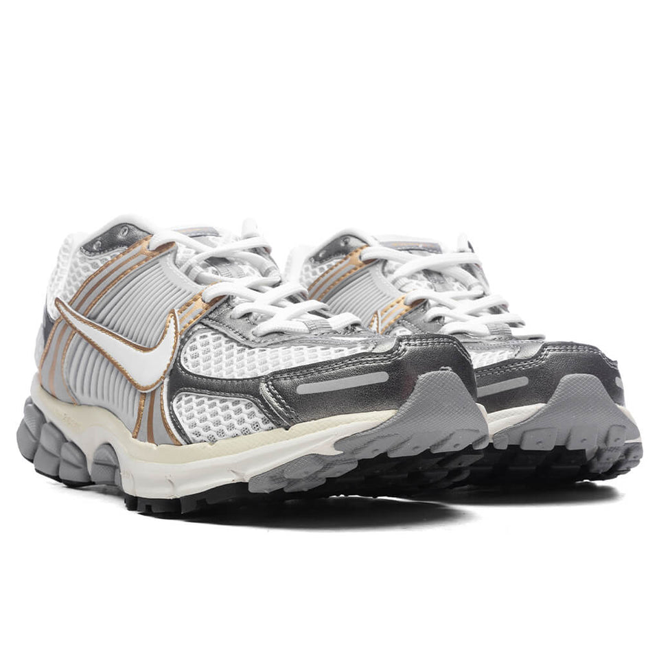 Zoom Vomero 5 - Platinum Tint/White/Metallic Pewter