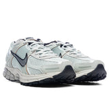 Women's Zoom Vomero 5 - Light Silver/Chrome/Light Bone Black