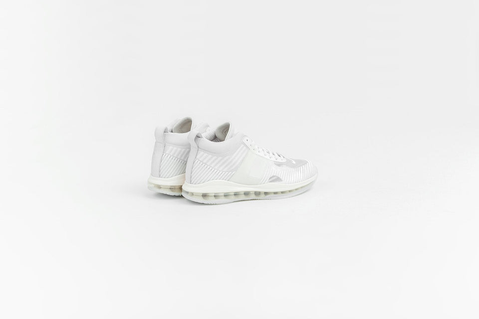LeBron x Icon - White/Sail-Summit White